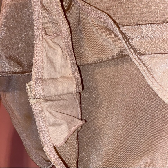 Taupe ‘Thats Hot’ Bodysuit Small Longsleeve White Cream Off Shoulder Free People - Picture 9 of 16